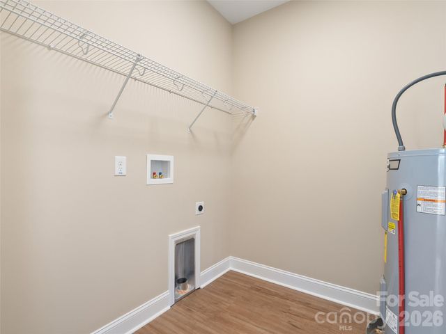 373 Barefoot Ridge, Clyde, NC 28721