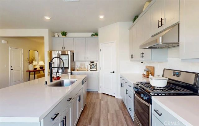 24334 Fair Oaks Court, Menifee, CA 92584