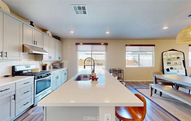 24334 Fair Oaks Court, Menifee, CA 92584