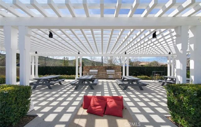 24334 Fair Oaks Court, Menifee, CA 92584