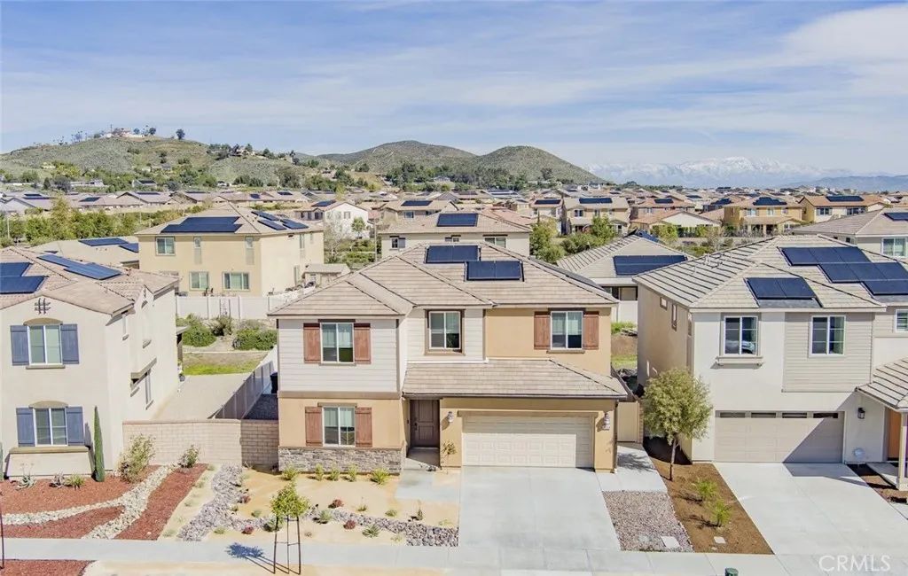 24334 Fair Oaks Court, Menifee, CA 92584