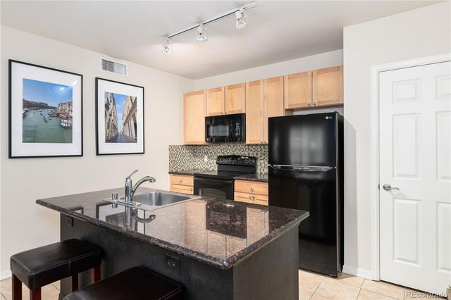 1623 Saint Paul Street 301, Denver, CO 80206