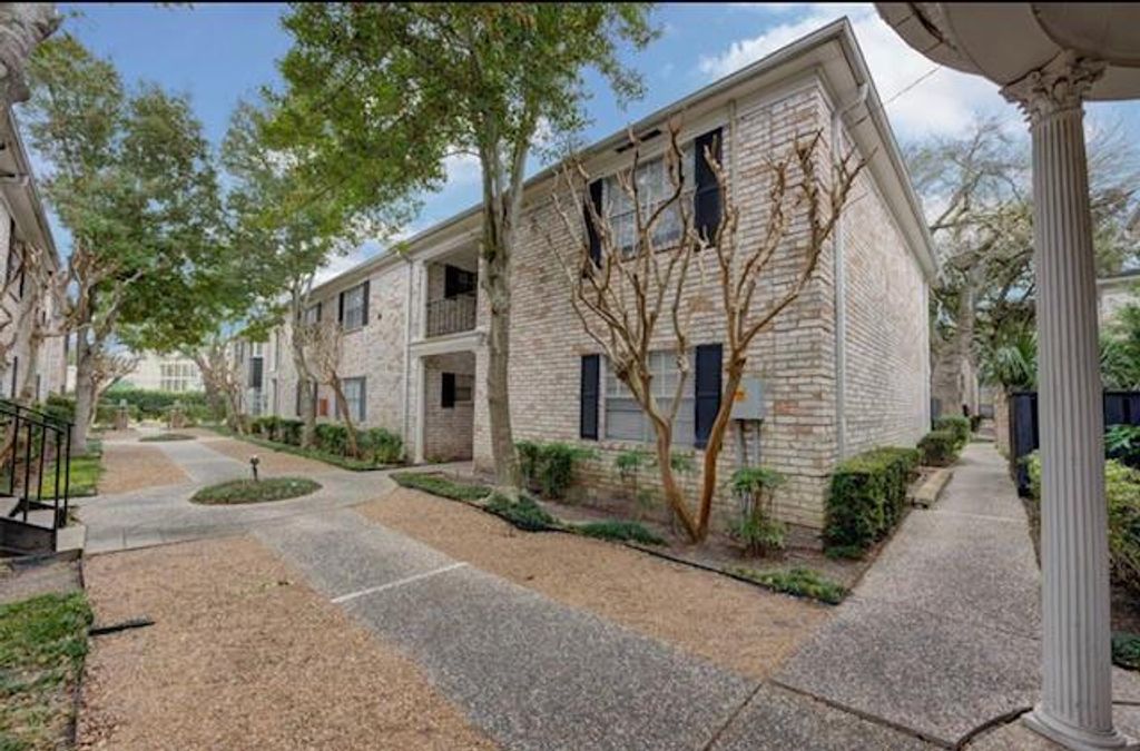 7900 Westheimer Road 117, Houston, TX 77063