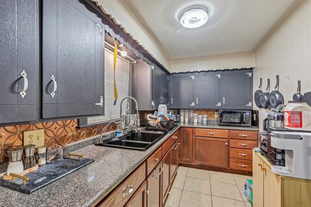 808 Morrell Street, Baytown, TX 77520