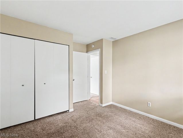132 Parkview Drive, Aurora, OH 44202