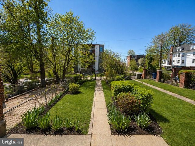 3416 HOLMES AVE, Baltimore, MD 21217