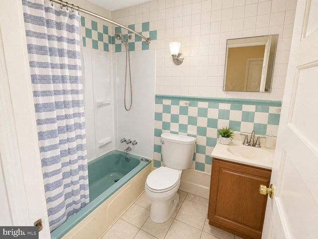 3416 HOLMES AVE, Baltimore, MD 21217