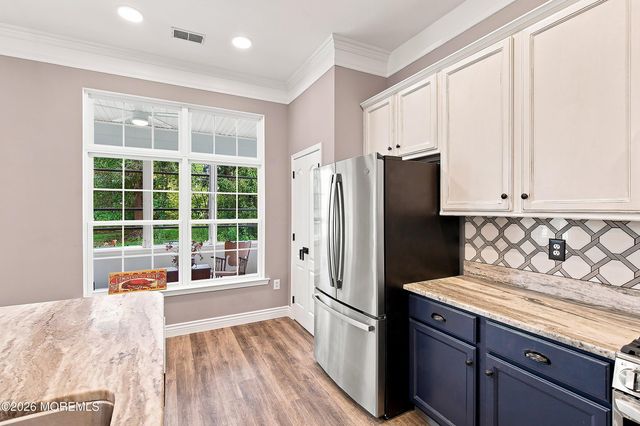 18 Bellflower Drive, Lakewood, NJ 08701