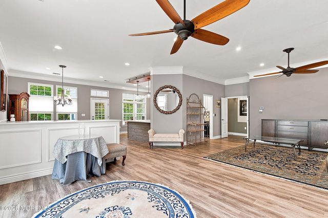 18 Bellflower Drive, Lakewood, NJ 08701