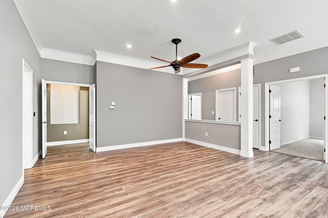 18 Bellflower Drive, Lakewood, NJ 08701
