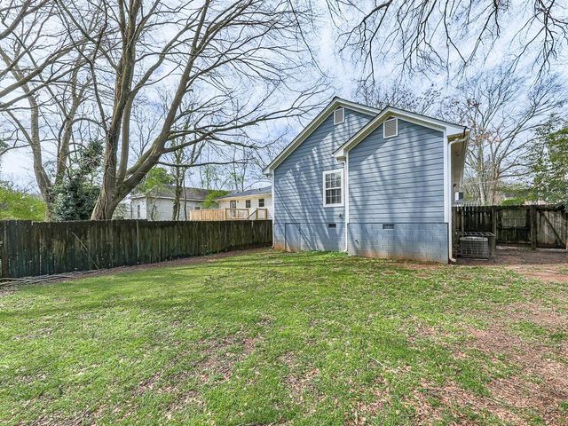 1450 Athens Avenue, Atlanta, GA 30310