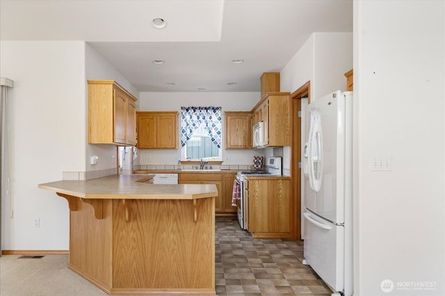 1637 SW Vanguard Street, Oak Harbor, WA 98277
