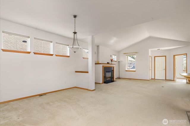 1637 SW Vanguard Street, Oak Harbor, WA 98277
