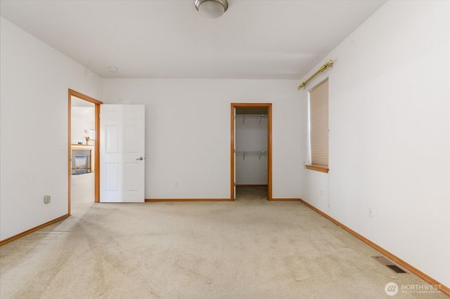 1637 SW Vanguard Street, Oak Harbor, WA 98277