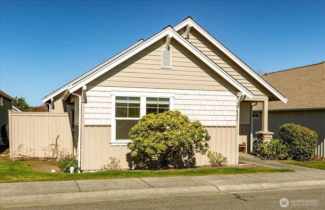 1637 SW Vanguard Street, Oak Harbor, WA 98277