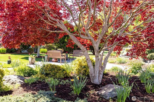 1637 SW Vanguard Street, Oak Harbor, WA 98277