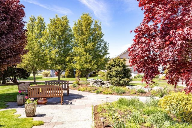 1637 SW Vanguard Street, Oak Harbor, WA 98277