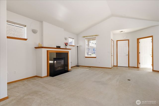 1637 SW Vanguard Street, Oak Harbor, WA 98277