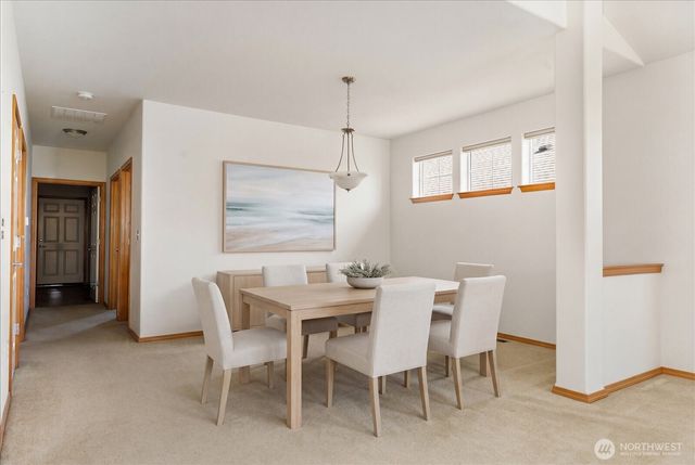 1637 SW Vanguard Street, Oak Harbor, WA 98277