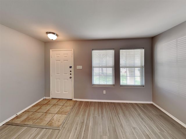 2203 Shady Birch Drive, Conroe, TX 77301