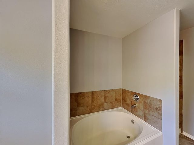 2203 Shady Birch Drive, Conroe, TX 77301