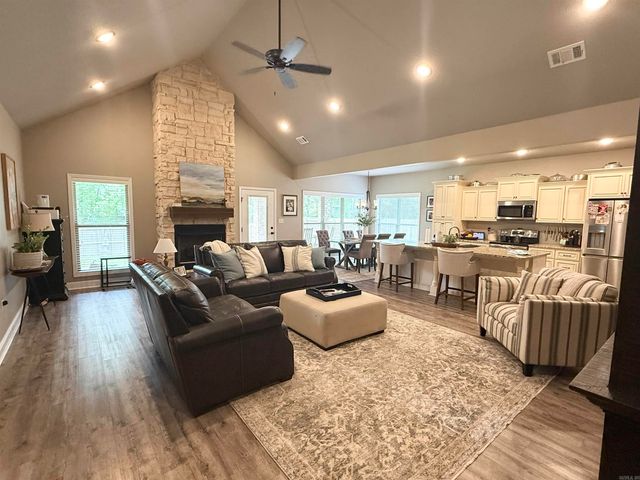 4341 Cypress Pointe, Jonesboro, AR 72405