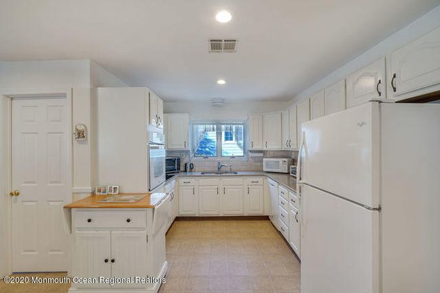 315 Tuttle Avenue, Spring Lake, NJ 07762