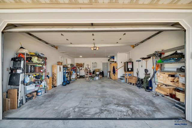 9310 ASTORIA LN, Summerset, SD 57718