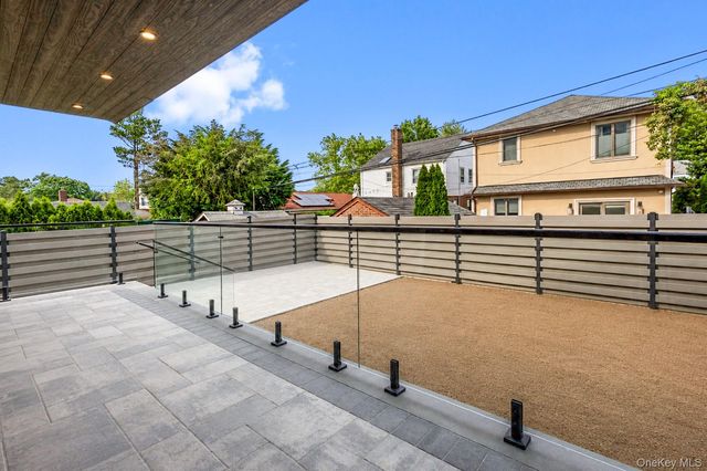 80-27 213th Street, Hollis Hills, NY 11427
