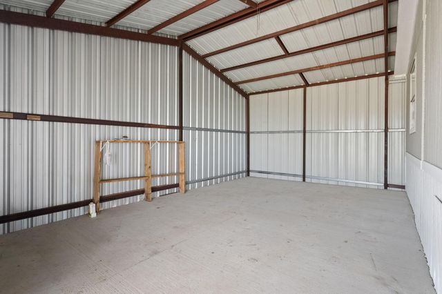 1964 Road 5723, Cleveland, TX 77327