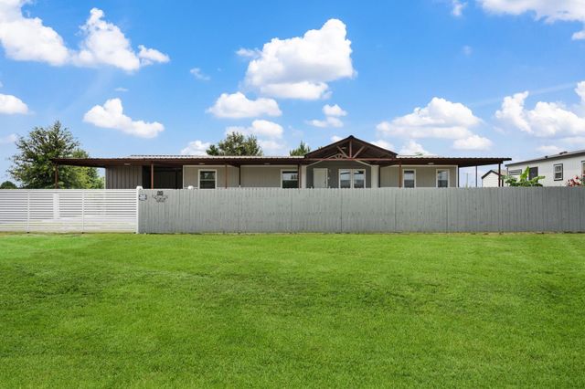 1964 Road 5723, Cleveland, TX 77327