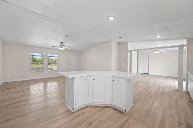 1964 Road 5723, Cleveland, TX 77327