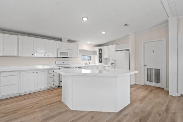 1964 Road 5723, Cleveland, TX 77327