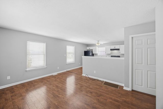 149 Bell Avenue, Versailles, KY 40383