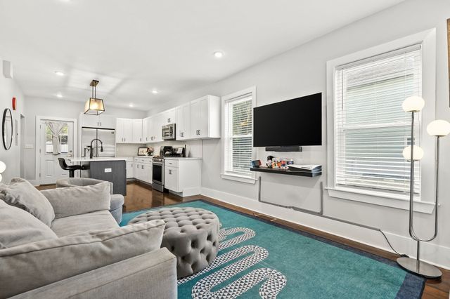 145 Whitfield St 1, Boston, MA 02124