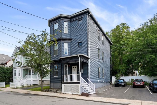 145 Whitfield St 1, Boston, MA 02124