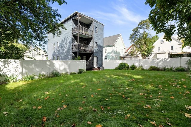 145 Whitfield St 1, Boston, MA 02124
