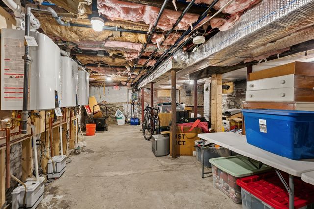 145 Whitfield St 1, Boston, MA 02124