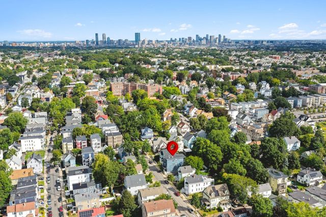 145 Whitfield St 1, Boston, MA 02124