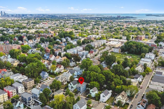 145 Whitfield St 1, Boston, MA 02124