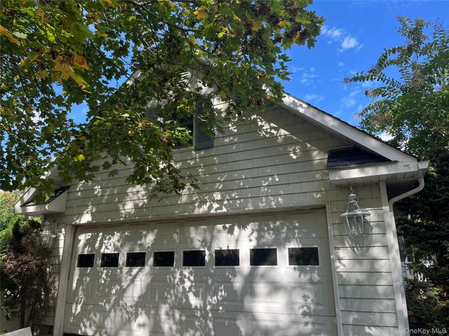 1799 Wad River Manor Road, Wading River, NY 11792