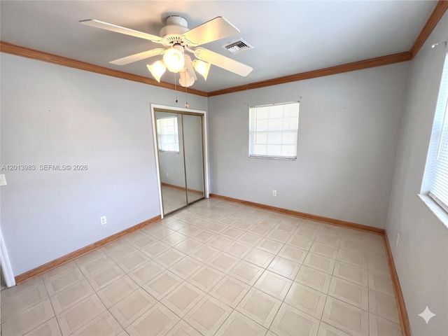 371 SW 67th Ter, Pembroke Pines, FL 33023