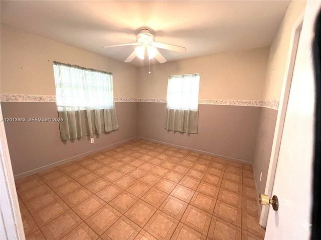 371 SW 67th Ter, Pembroke Pines, FL 33023