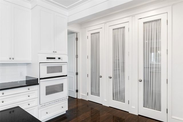 190 Oleander Way, Vero Beach, FL 32963