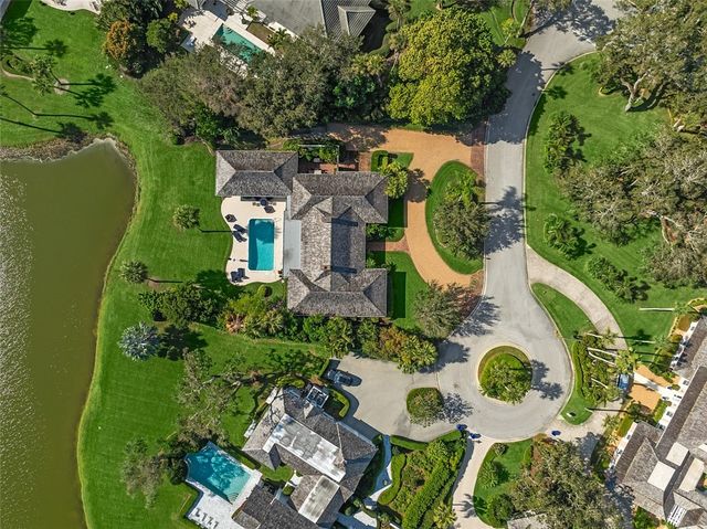 190 Oleander Way, Vero Beach, FL 32963