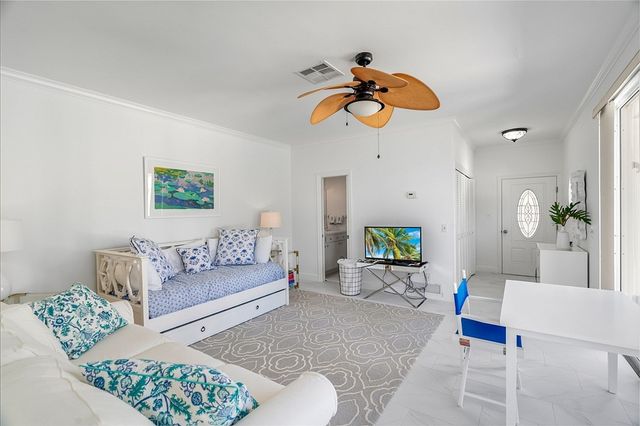 190 Oleander Way, Vero Beach, FL 32963