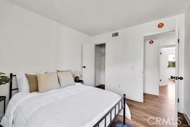 2120 N Indian Canyon B, Palm Springs, CA 92262
