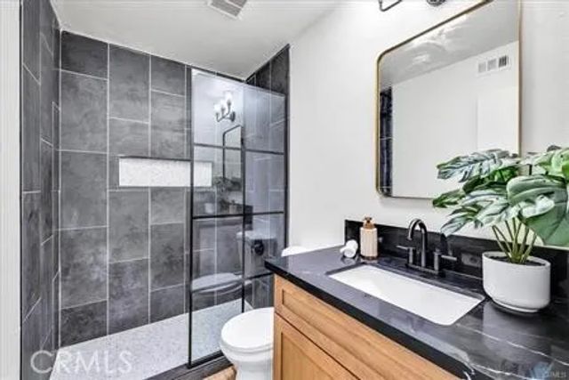 2120 N Indian Canyon B, Palm Springs, CA 92262