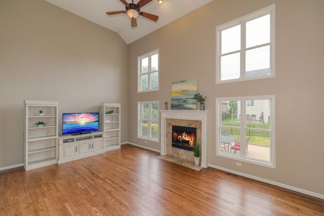 990 Citizen Avenue, Elburn, IL 60119