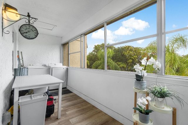 126 Sparrow Drive 11b, Wellington, FL 33411